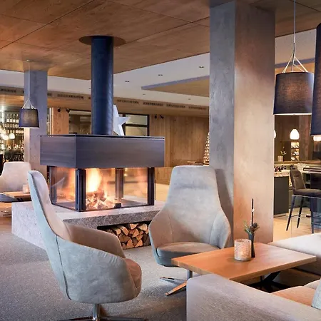 Zugspitz Hotel 4*