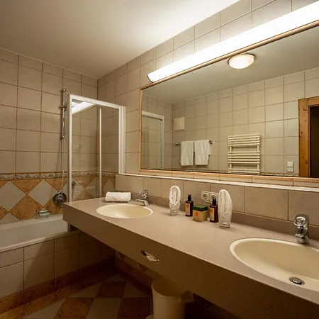 Zugspitz Hotel 4*