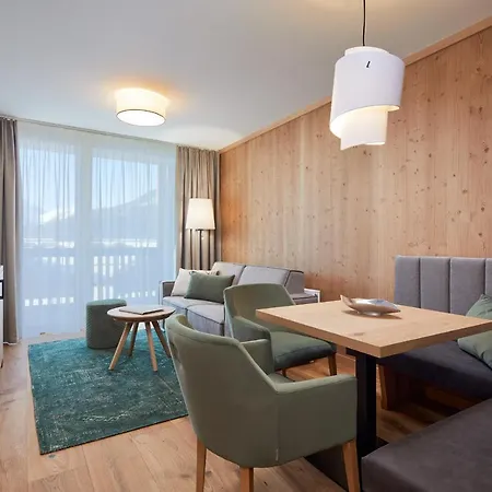 Hotel Zugspitz 4*
