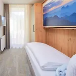 Zugspitz Hotel