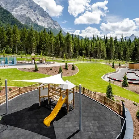 Otel Zugspitz